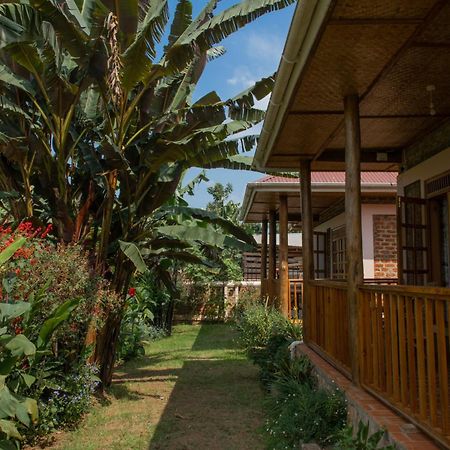 Kaswa Lodge Fort Portal Екстер'єр фото