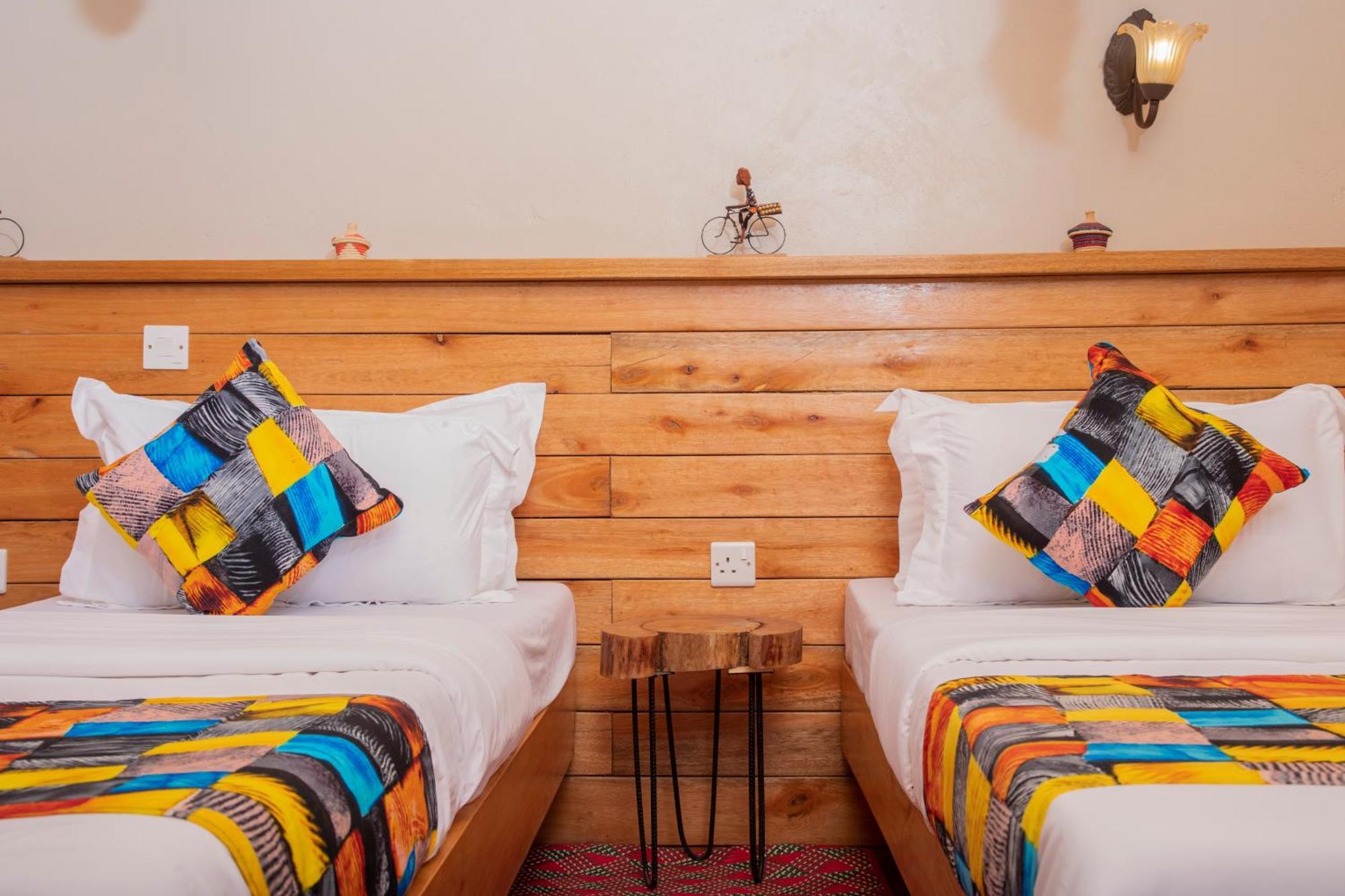 Kaswa Lodge Fort Portal Екстер'єр фото