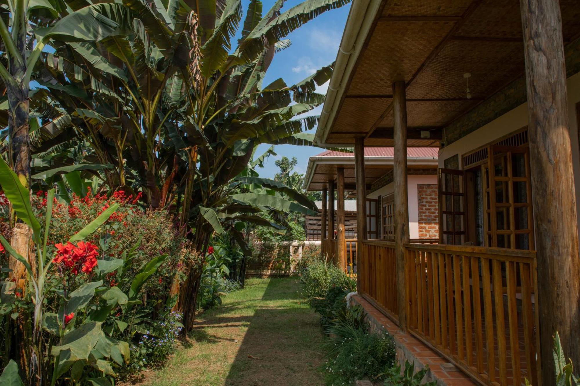 Kaswa Lodge Fort Portal Екстер'єр фото