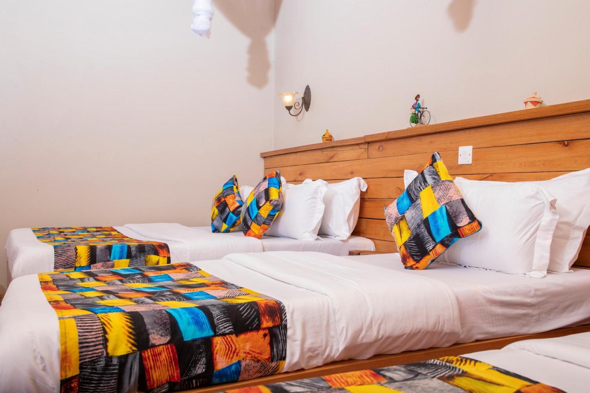 Kaswa Lodge Fort Portal Екстер'єр фото