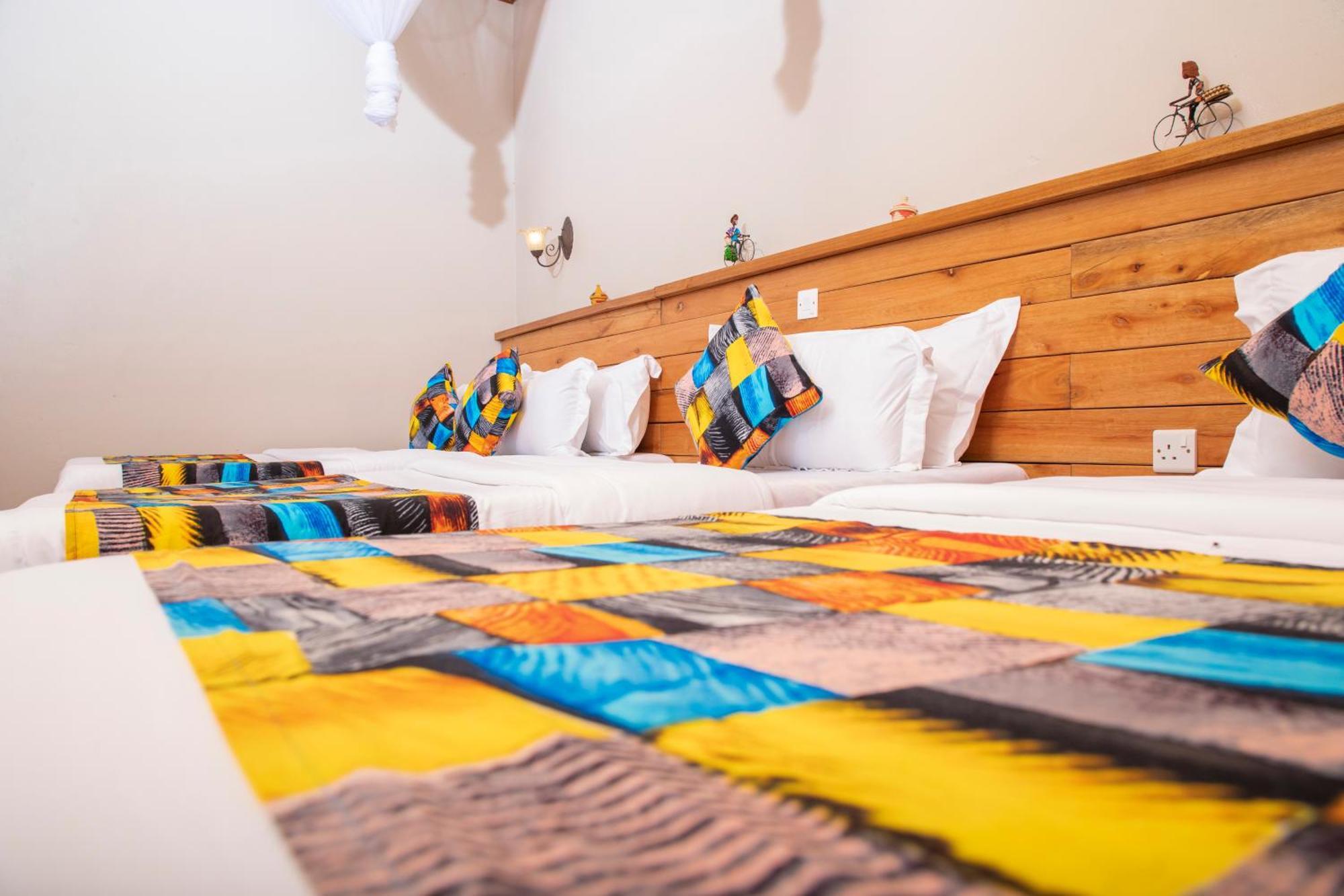 Kaswa Lodge Fort Portal Екстер'єр фото