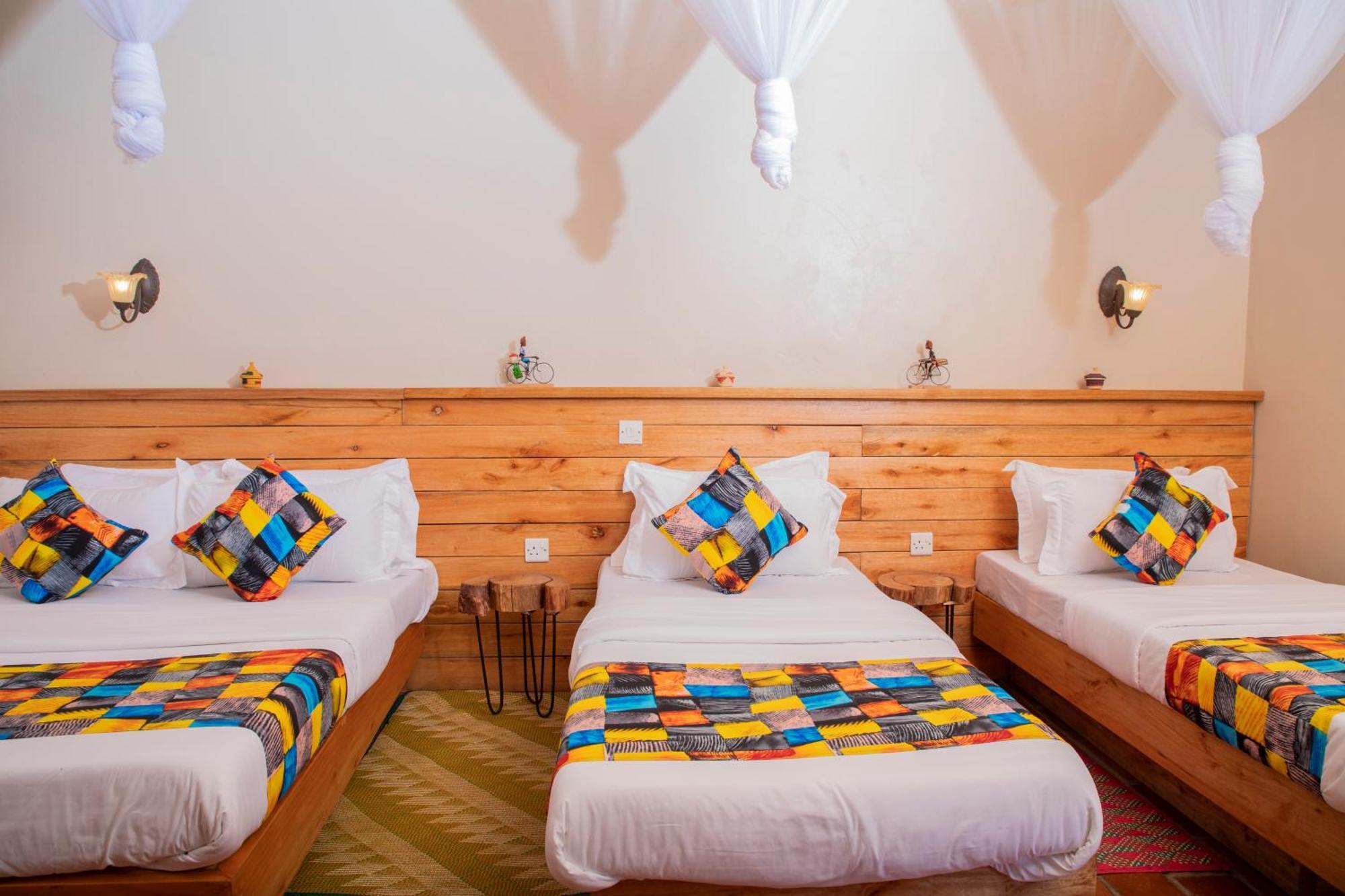 Kaswa Lodge Fort Portal Екстер'єр фото