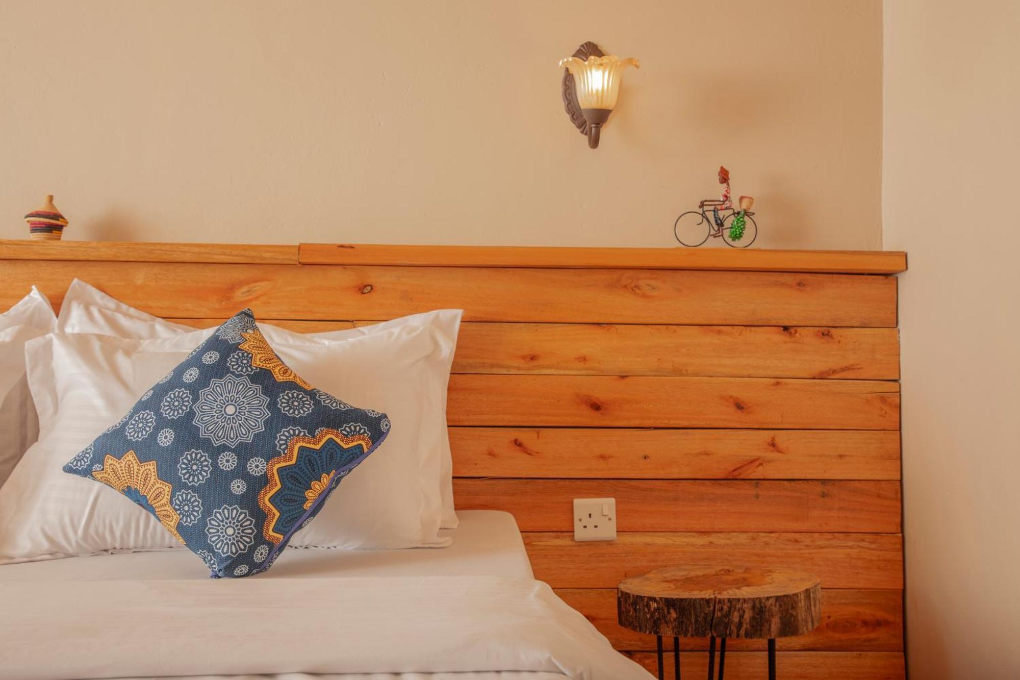 Kaswa Lodge Fort Portal Екстер'єр фото